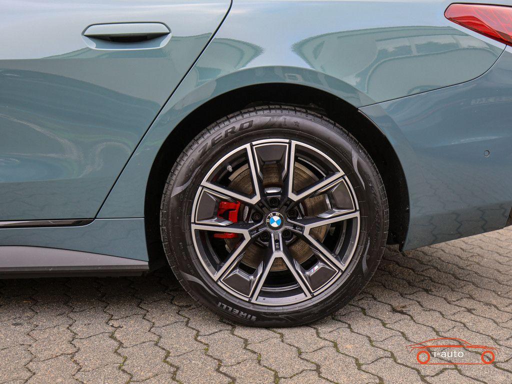 BMW i4 2024 na predaj – fotografia 9