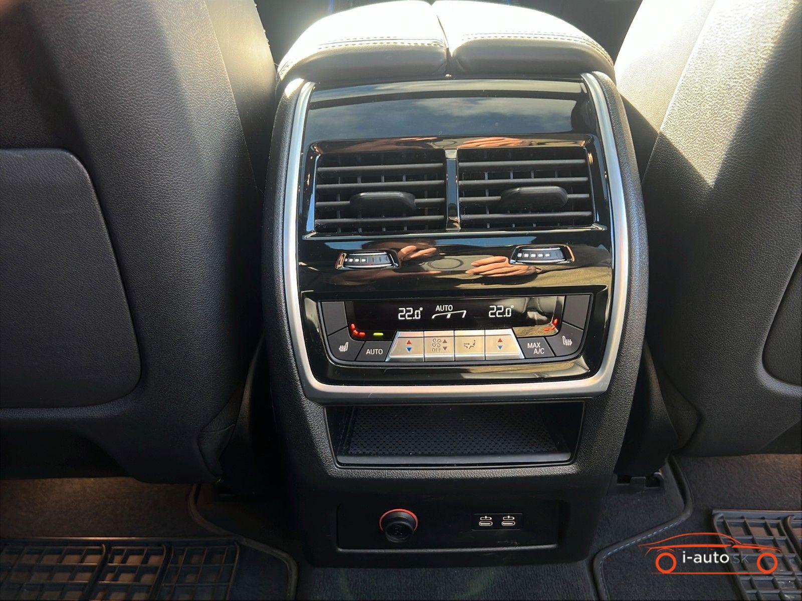 BMW X7 2025 na predaj – fotografia 31