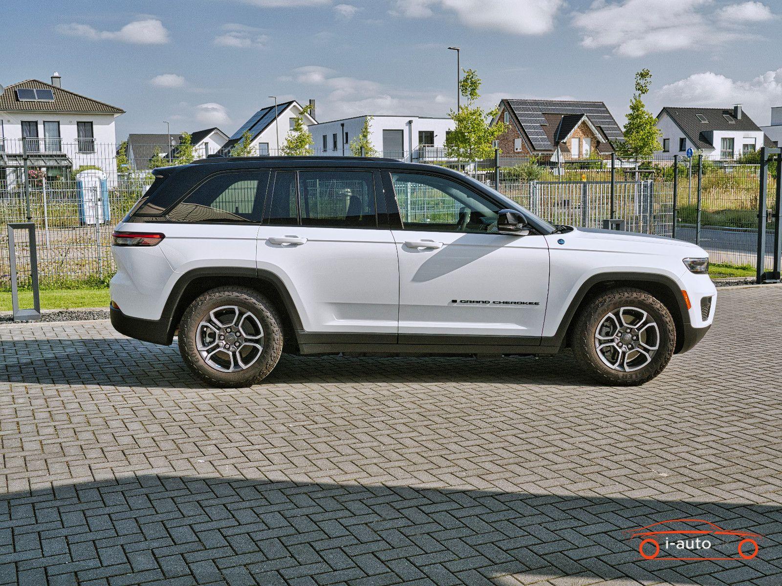 Jeep Grand Cherokee 2022 na predaj – fotografia 8