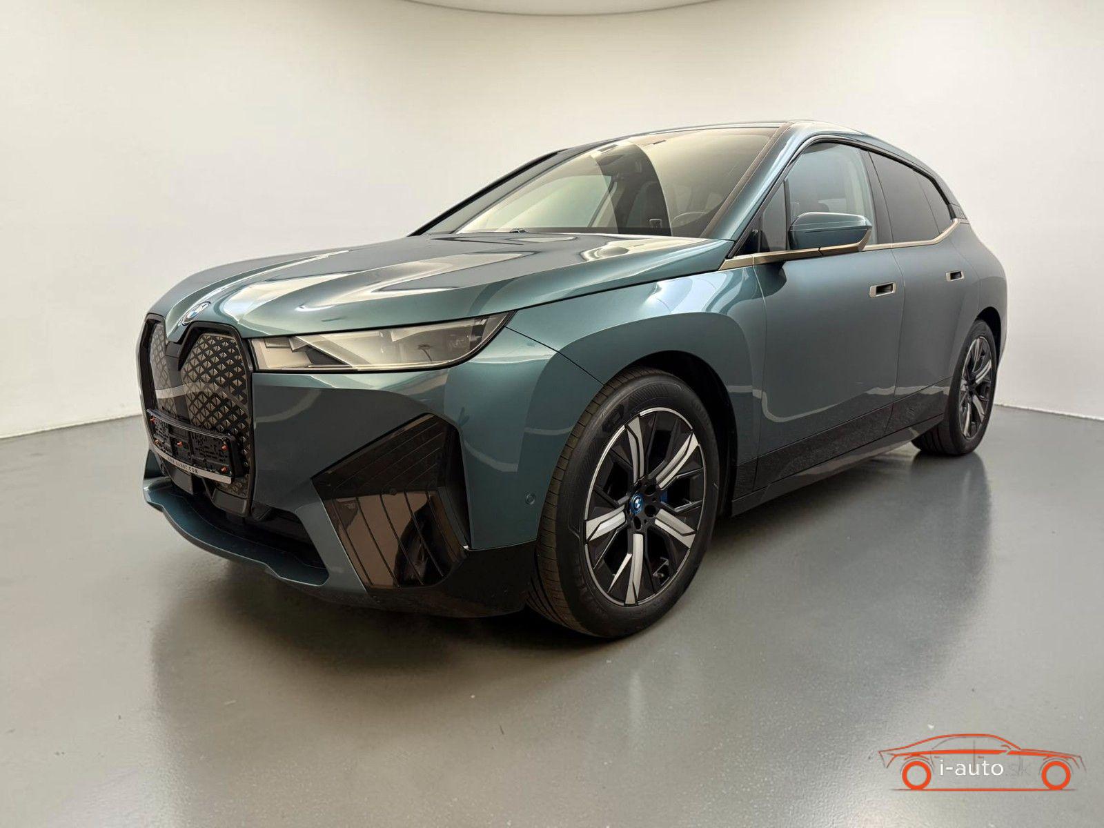 BMW iX