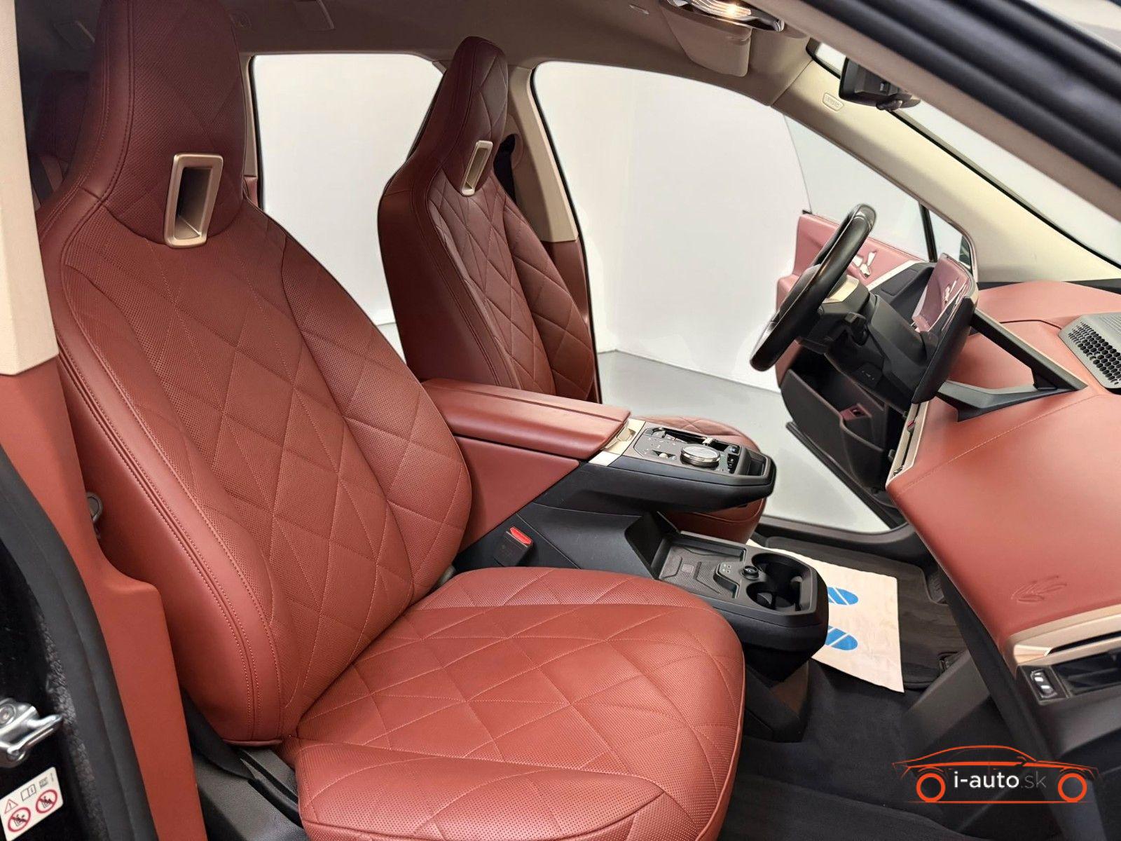 BMW iX 2022 na predaj – fotografia 22