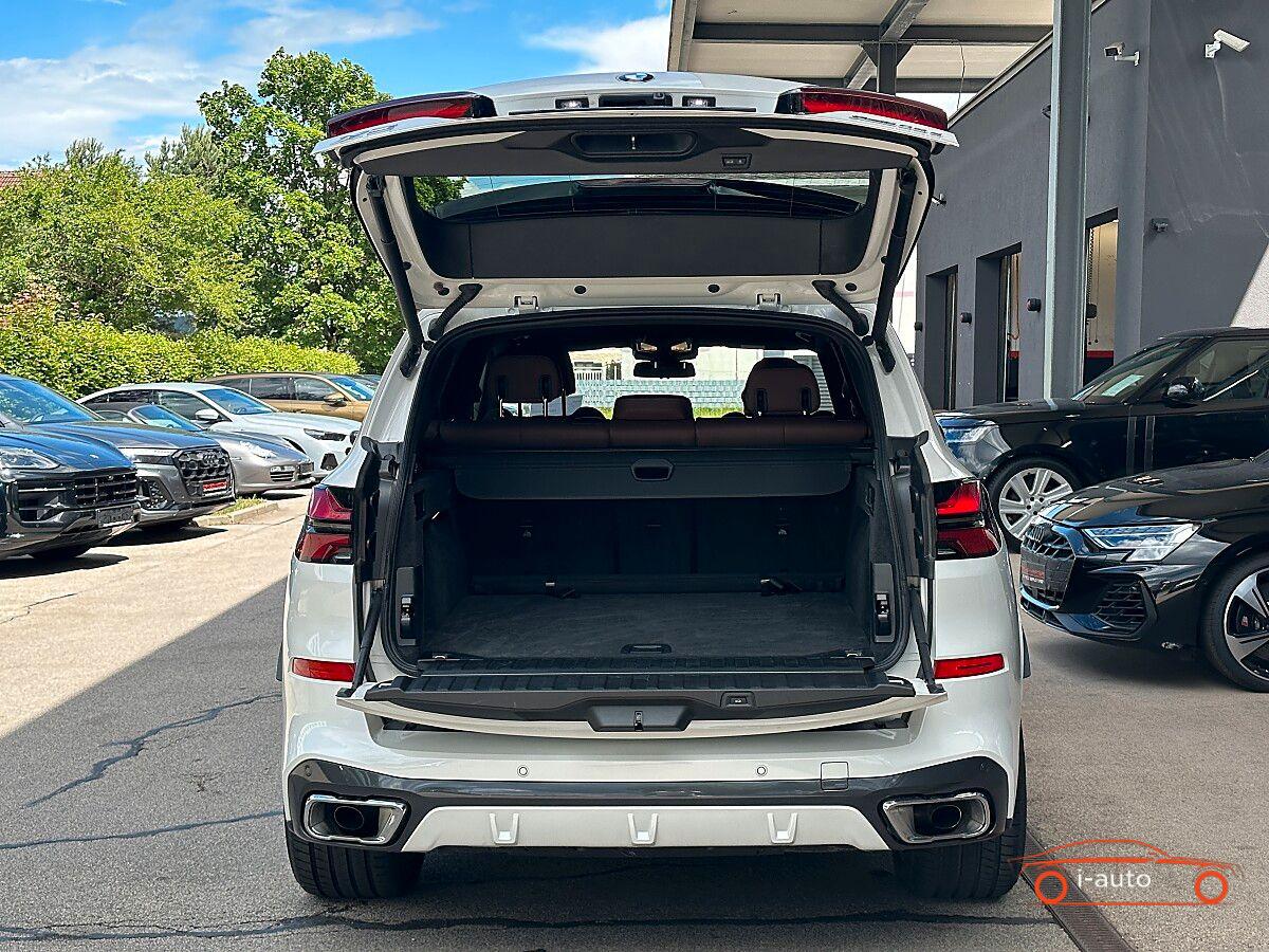 BMW X5 2025 na predaj – fotografia 9