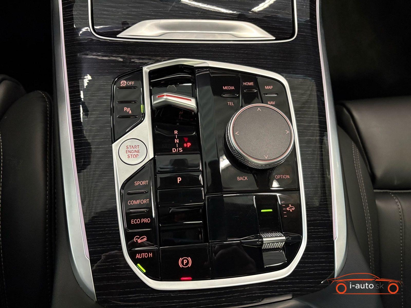 BMW X7 2025 na predaj – fotografia 18
