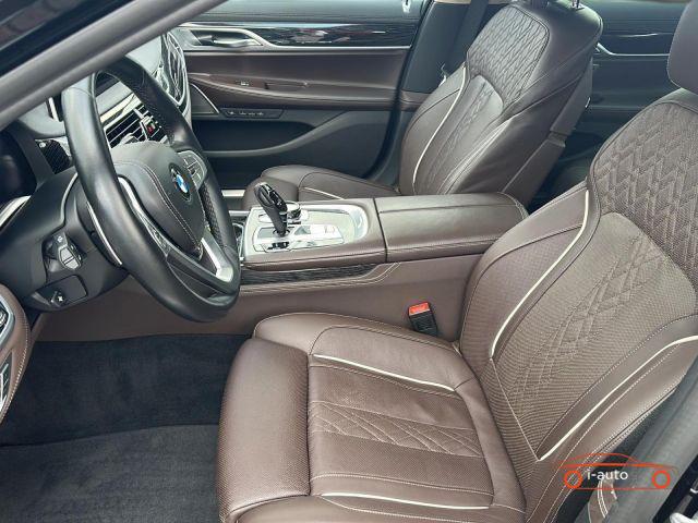 BMW Rad 7 2022 na predaj – fotografia 9