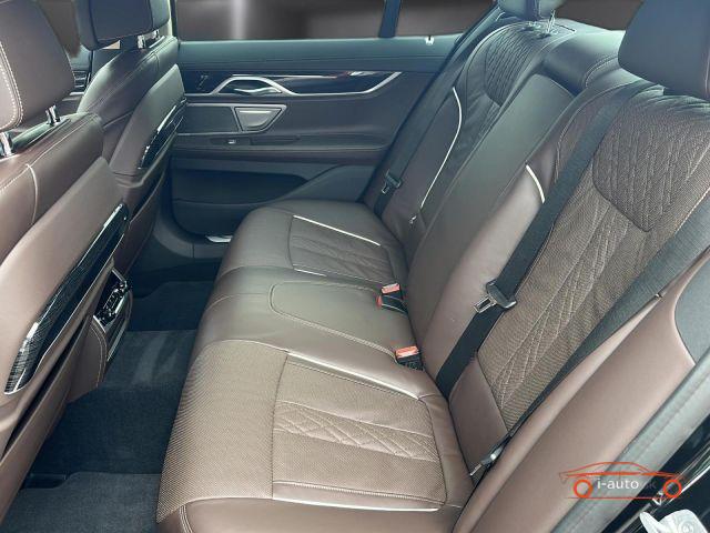 BMW Rad 7 2022 na predaj – fotografia 13