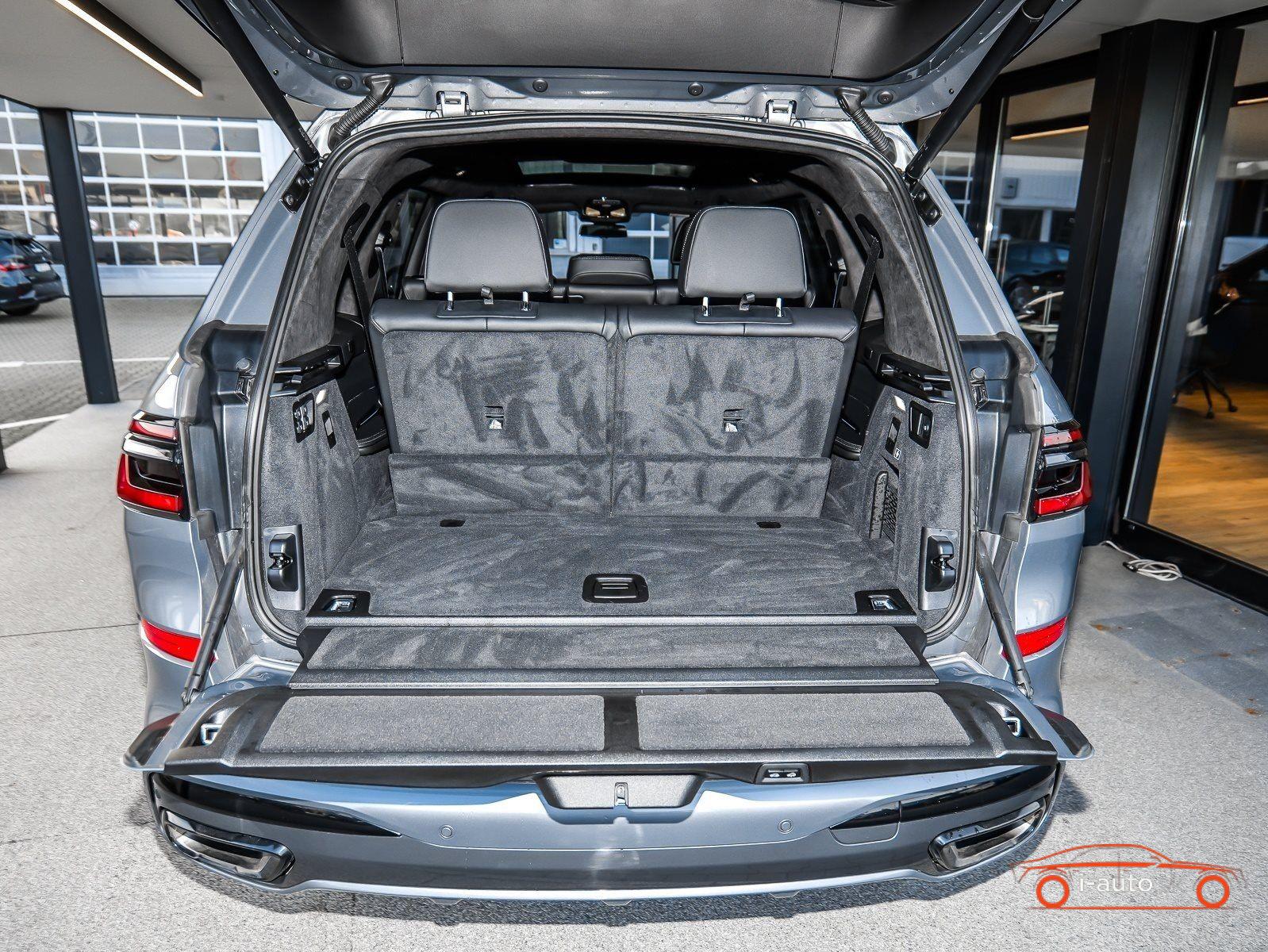 BMW X7 2025 na predaj – fotografia 23