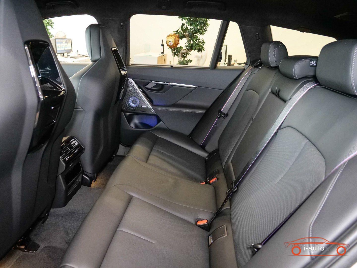 BMW M5 2026 na predaj – fotografia 12