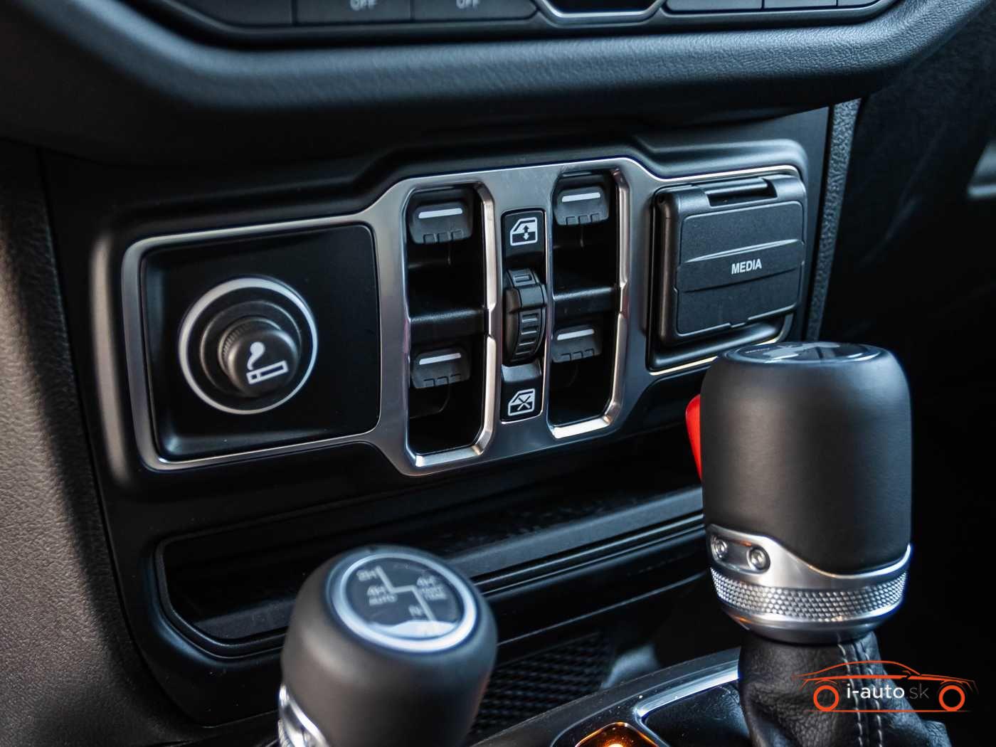 Jeep Wrangler 2024 na predaj – fotografia 11