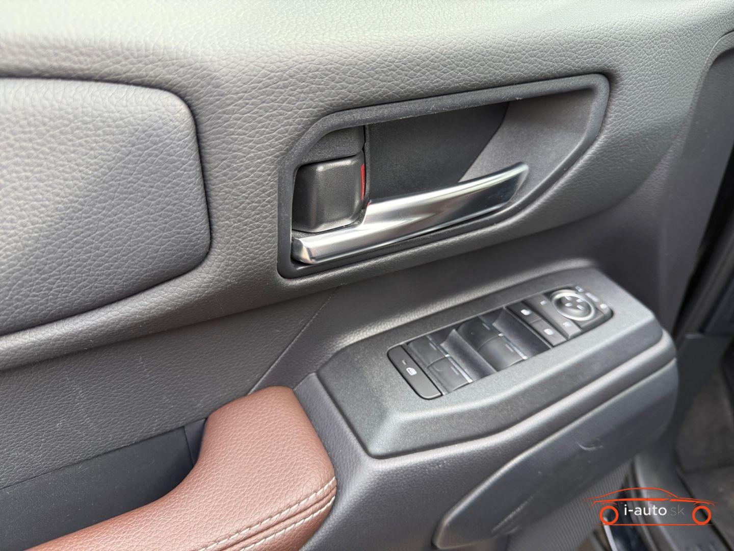 Toyota Land Cruiser 2025 na predaj – fotografia 20