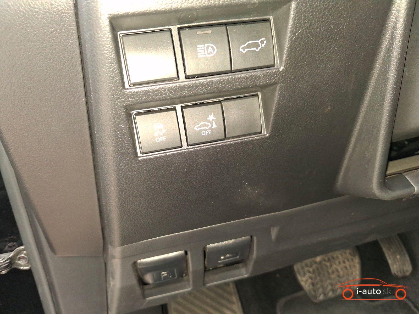 Toyota Land Cruiser 2023 na predaj – fotografia 17