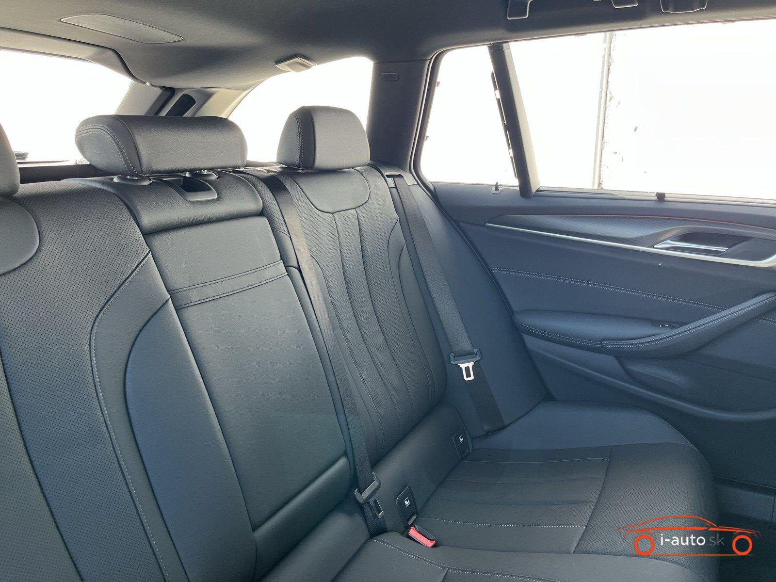 BMW Rad 5 2022 na predaj – fotografia 12