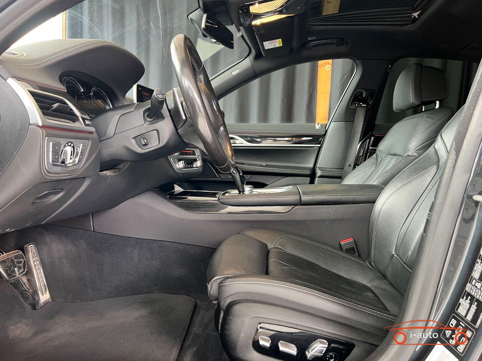 BMW Rad 7 2020 na predaj – fotografia 20