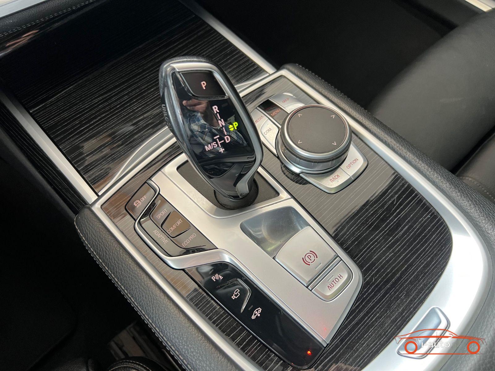 BMW Rad 7 2020 na predaj – fotografia 29