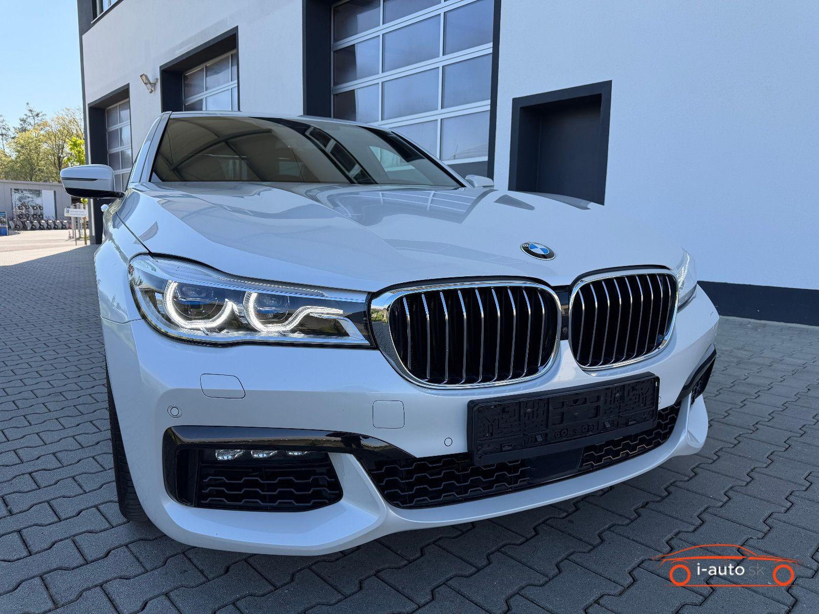 BMW Rad 7 2016 na predaj