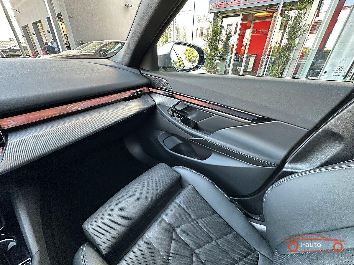 BMW Rad 5 2025 na predaj – fotografia 25
