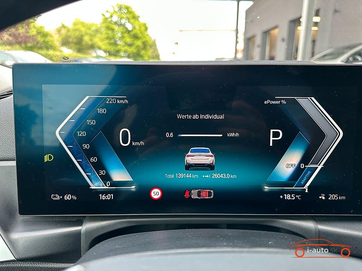 BMW i4 2023 na predaj – fotografia 24