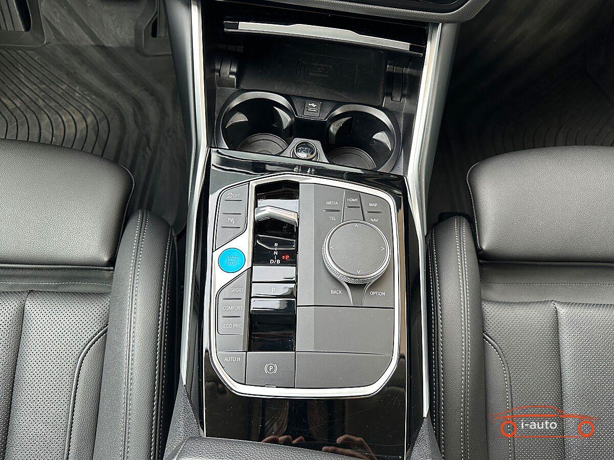 BMW i4 2023 na predaj – fotografia 26