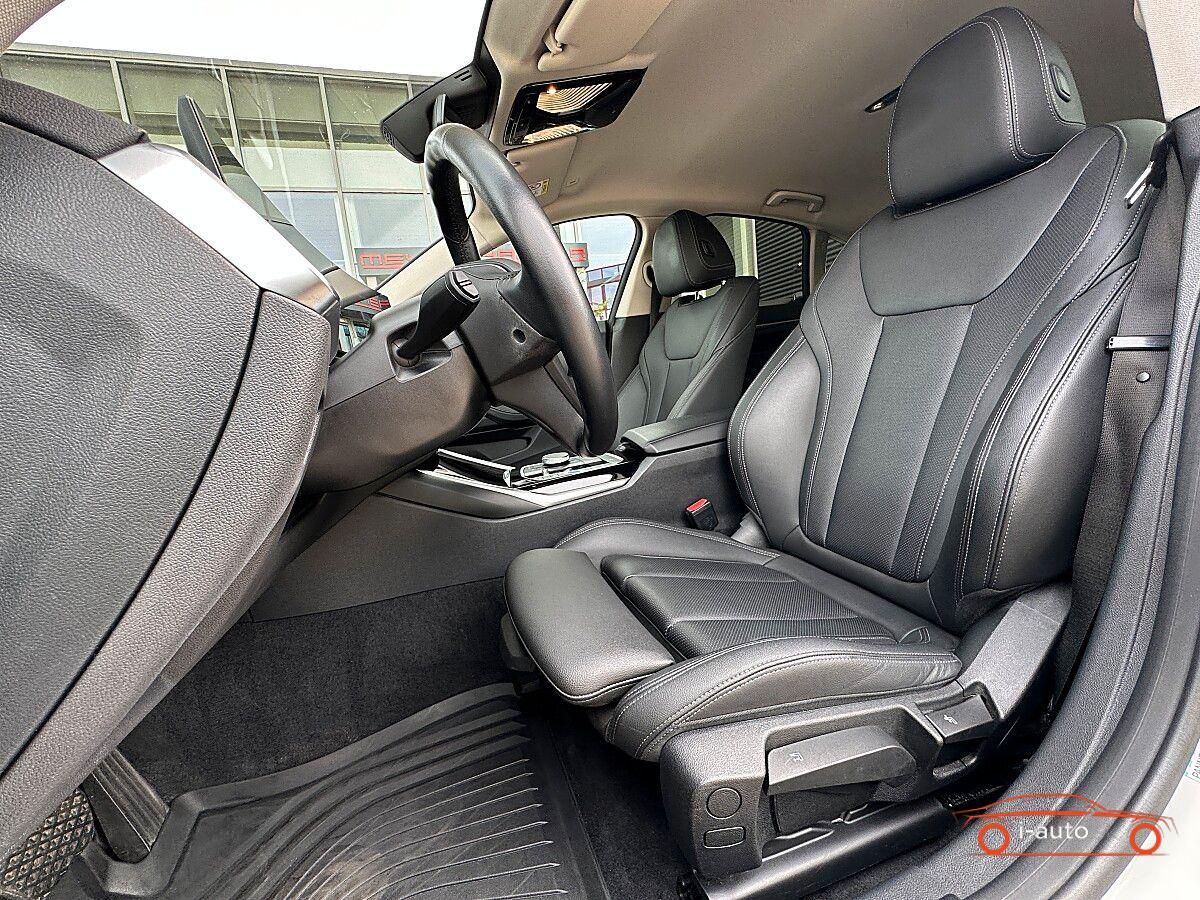 BMW i4 2023 na predaj – fotografia 30
