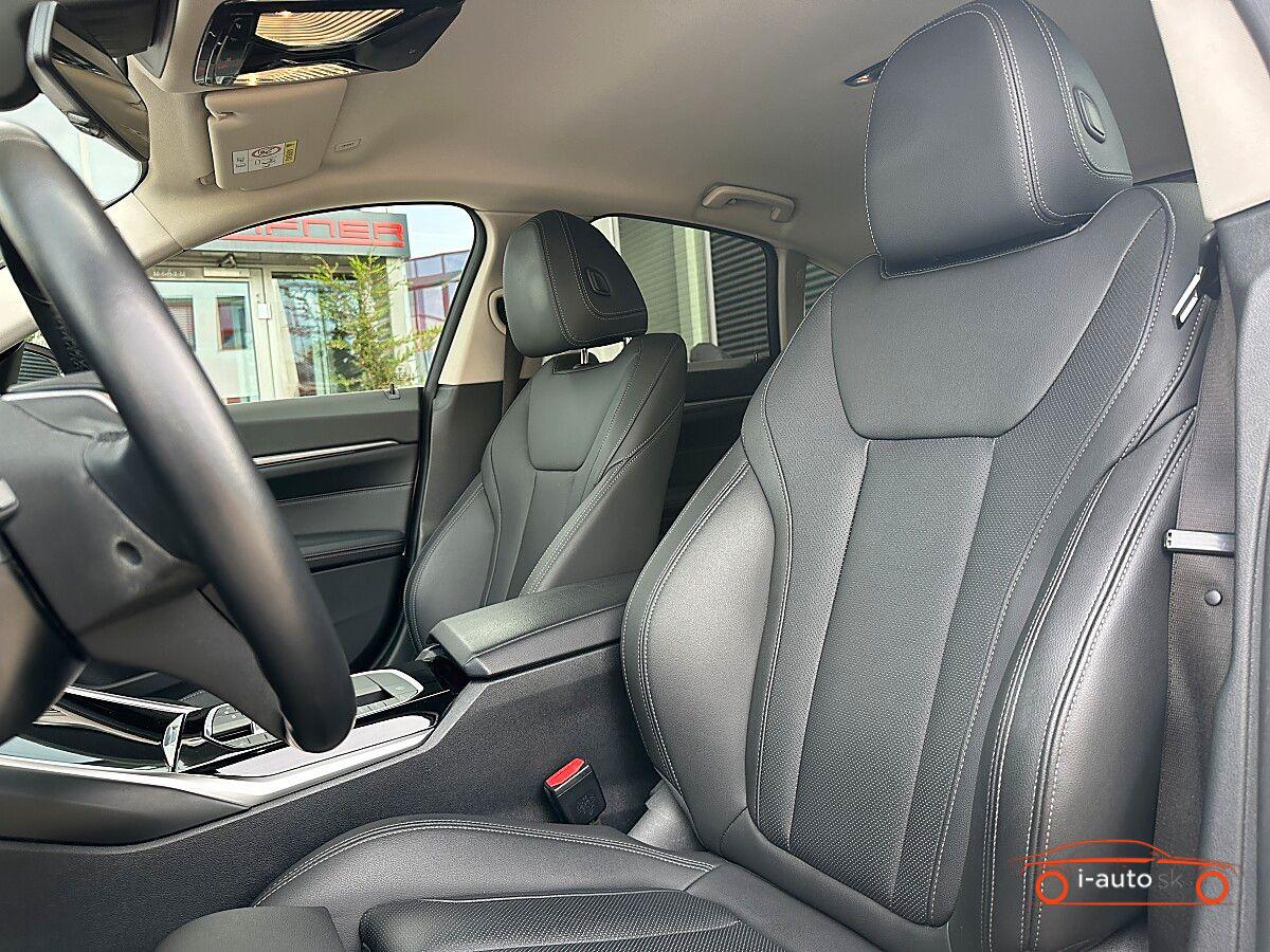 BMW i4 2023 na predaj – fotografia 31