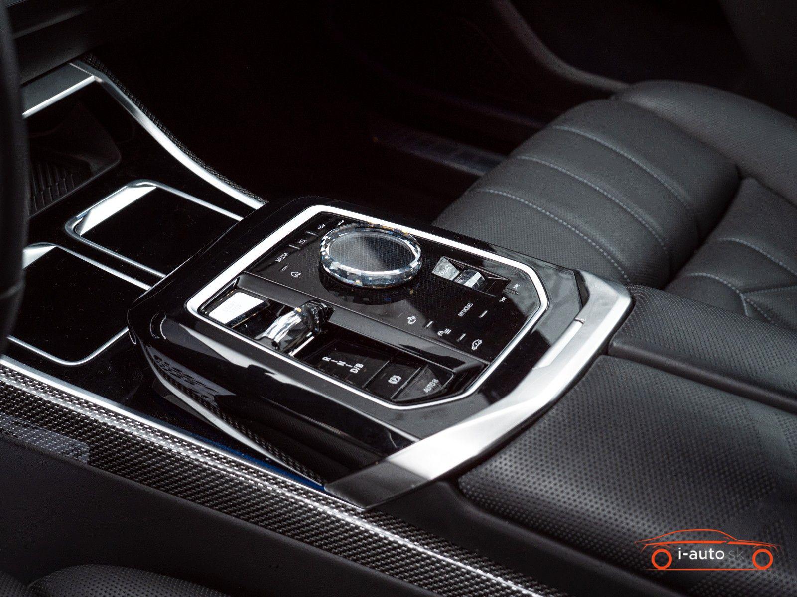 BMW i7 2023 na predaj – fotografia 20