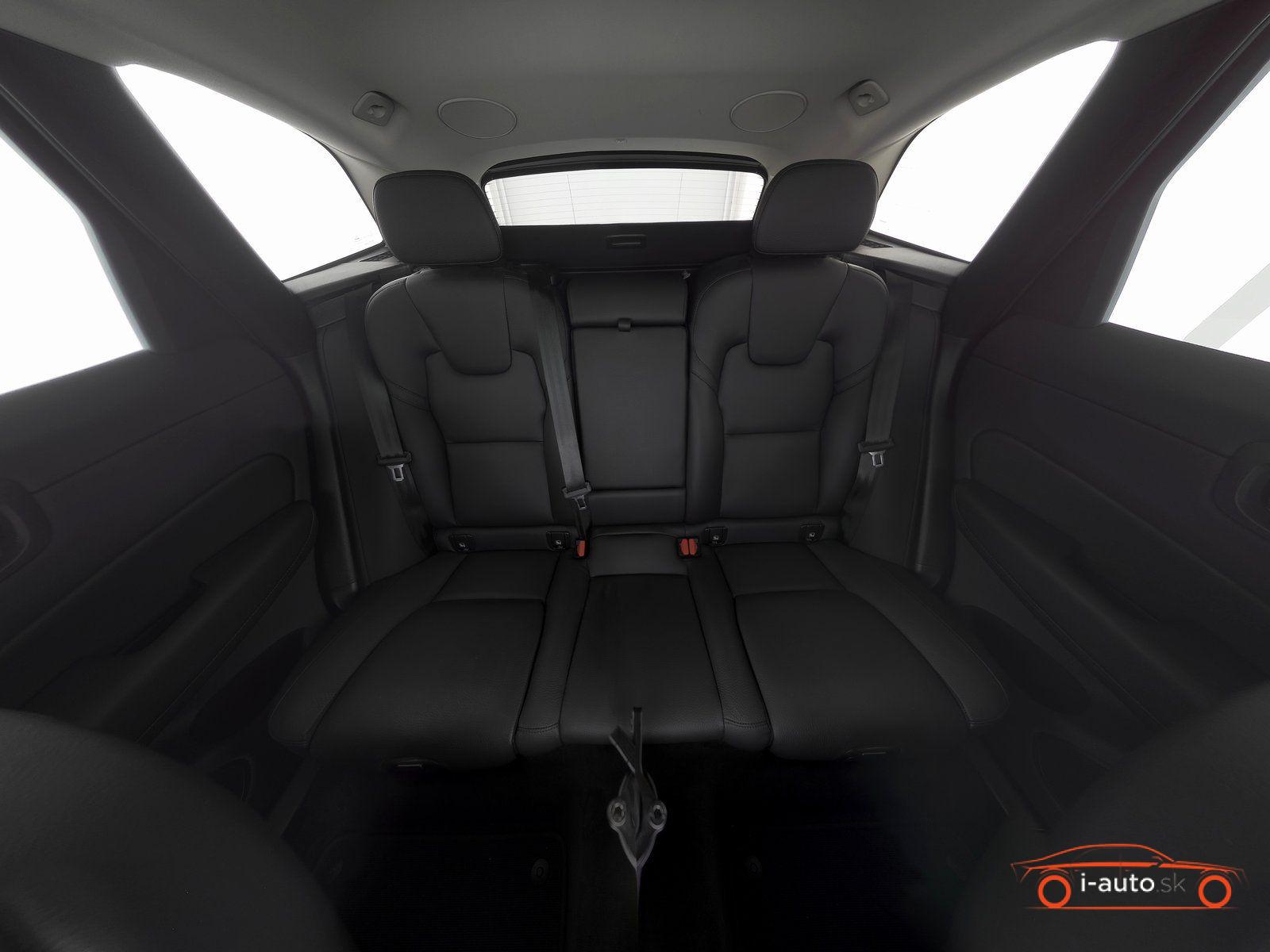 Volvo XC60 2023 na predaj – fotografia 5