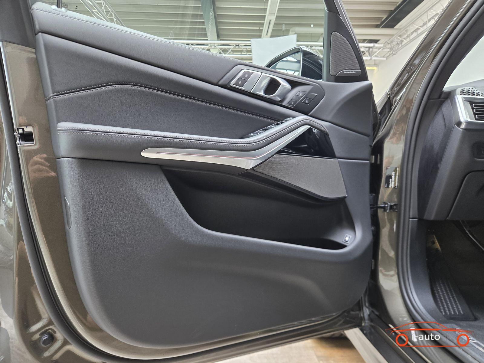 BMW X5 2025 na predaj – fotografia 17