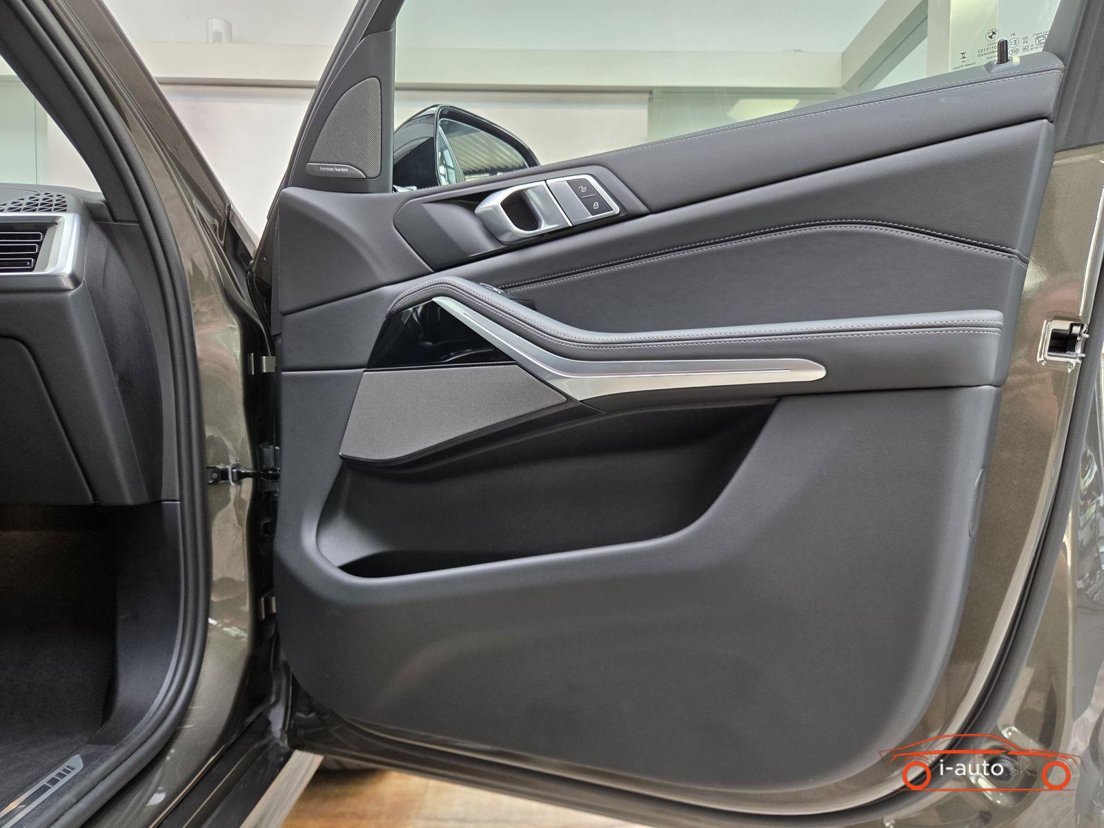 BMW X5 2025 na predaj – fotografia 37
