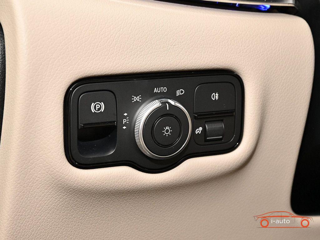 Mercedes-Benz V 2025 na predaj – fotografia 19