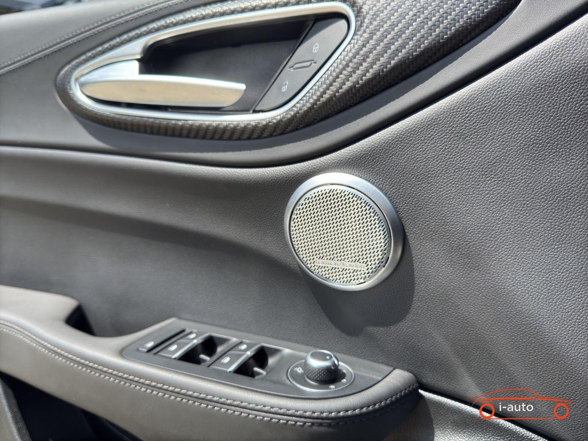 Alfa Romeo Giulia 2024 na predaj – fotografia 22