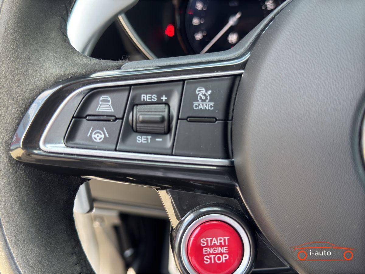 Alfa Romeo Giulia 2024 na predaj – fotografia 23