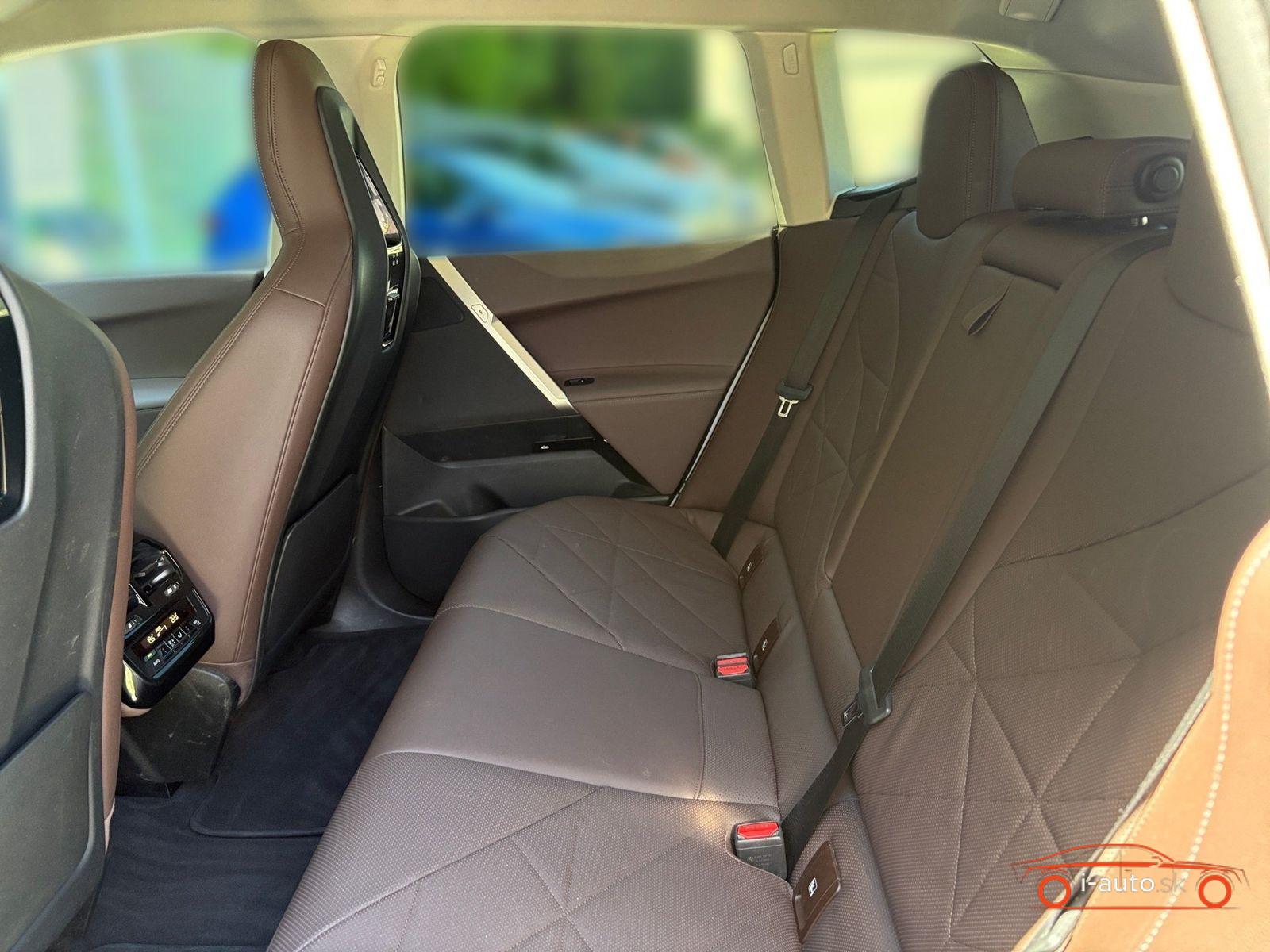 BMW iX 2022 na predaj – fotografia 12