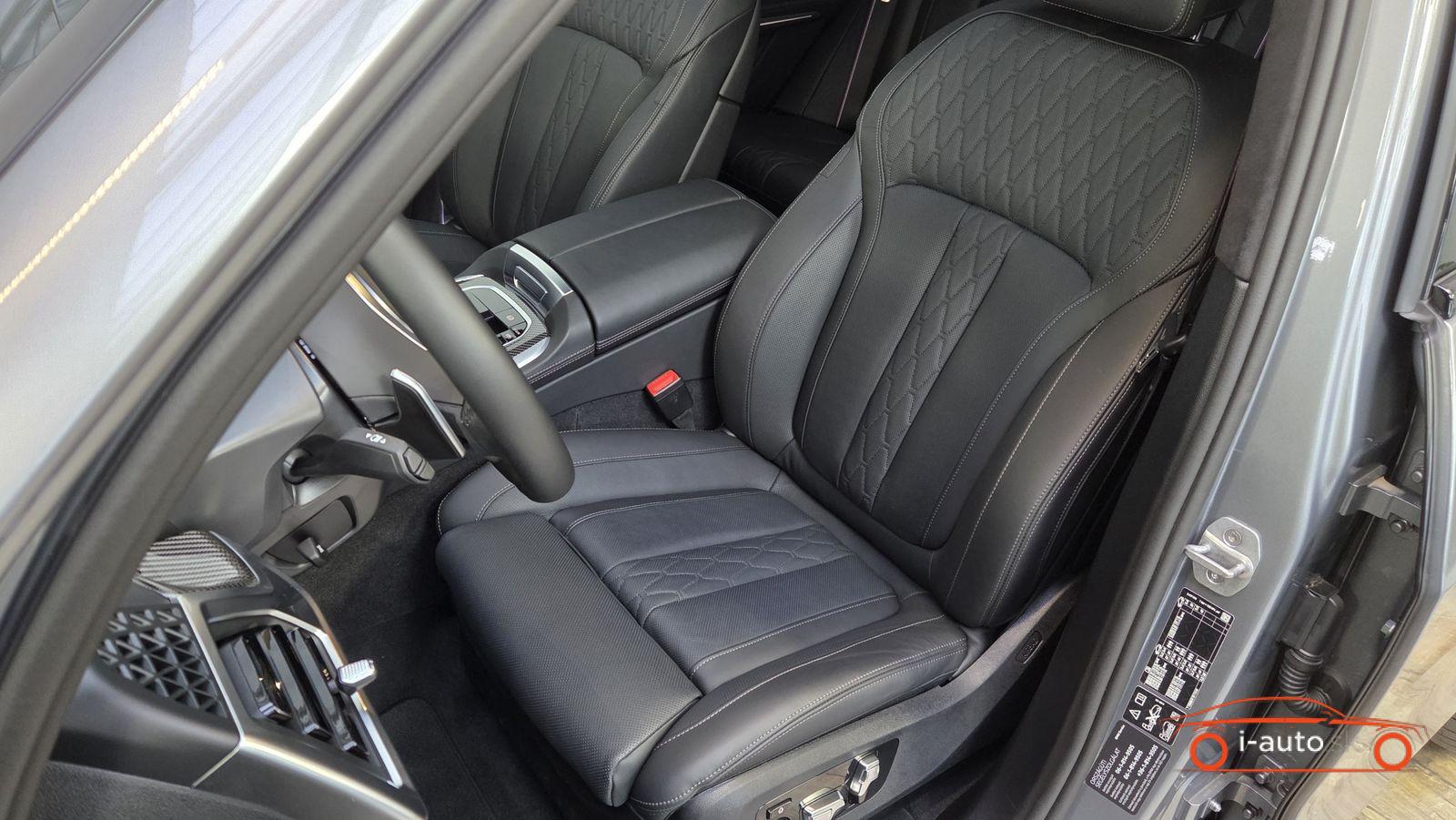 BMW X5 2025 na predaj – fotografia 15