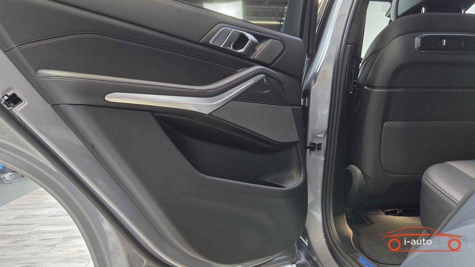 BMW X5 2025 na predaj – fotografia 20