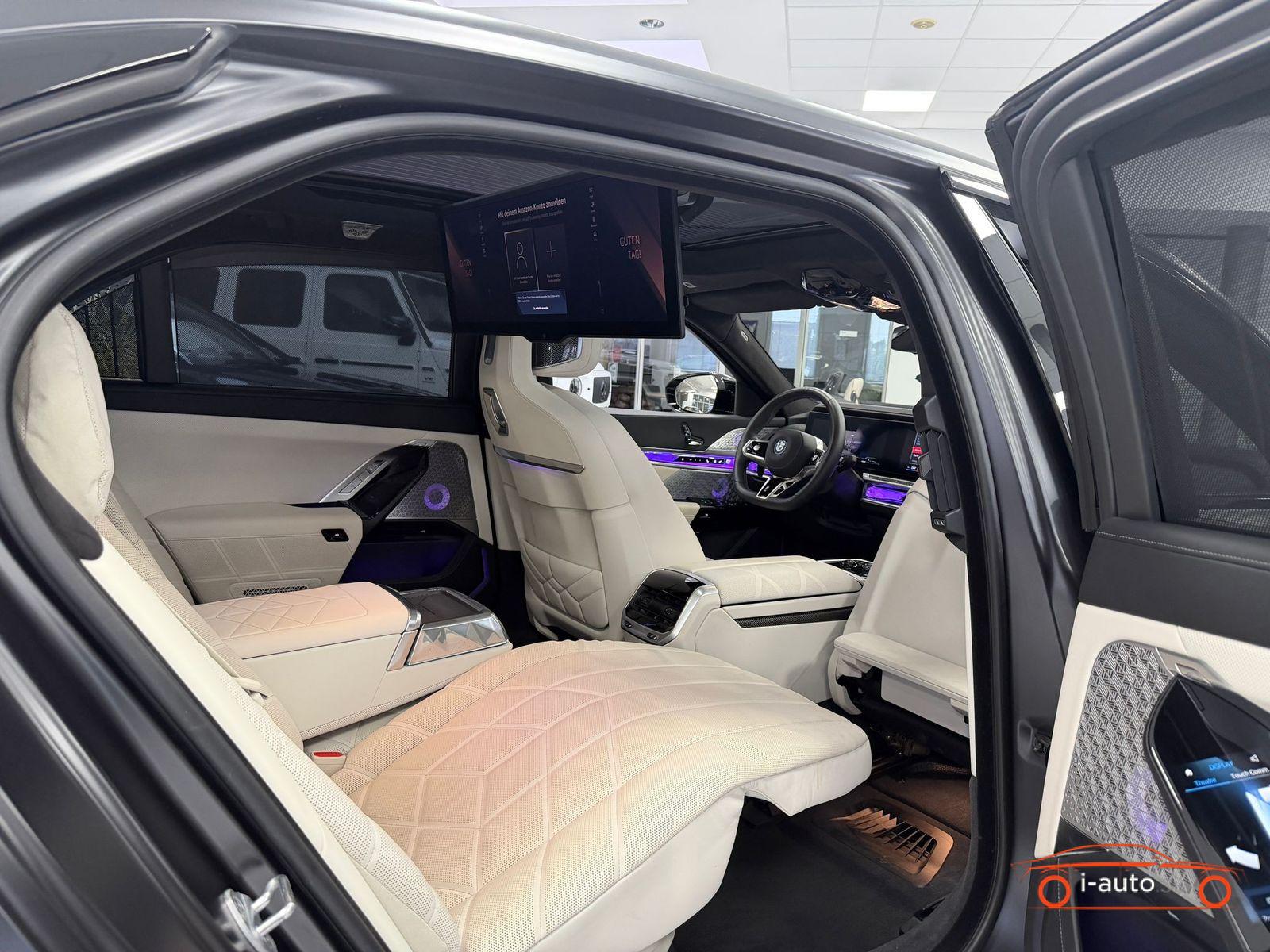 BMW Rad 7 2024 na predaj – fotografia 21