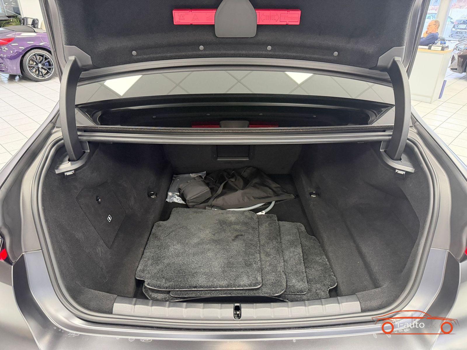 BMW Rad 7 2024 na predaj – fotografia 23