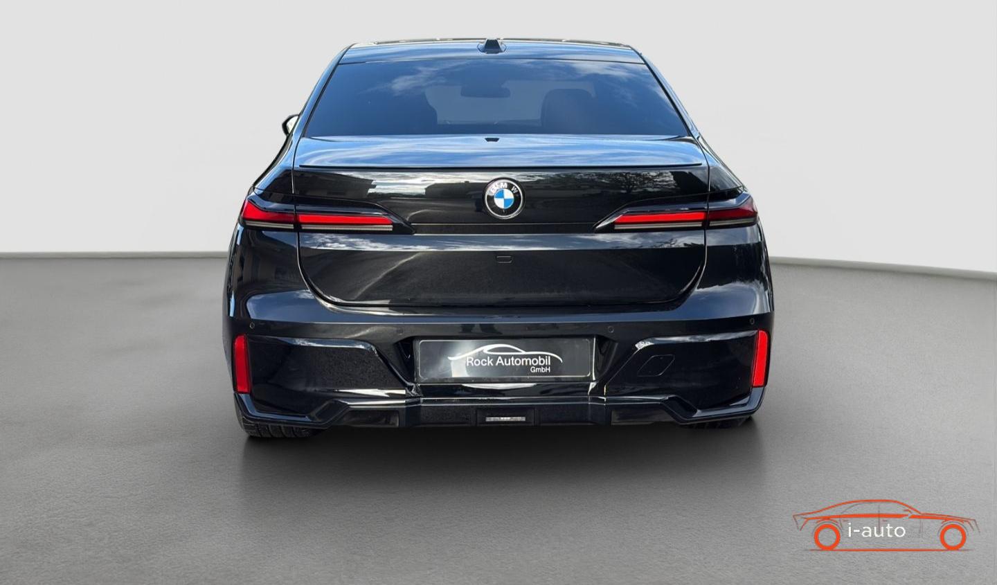 BMW Rad 7 2024 na predaj – fotografia 8