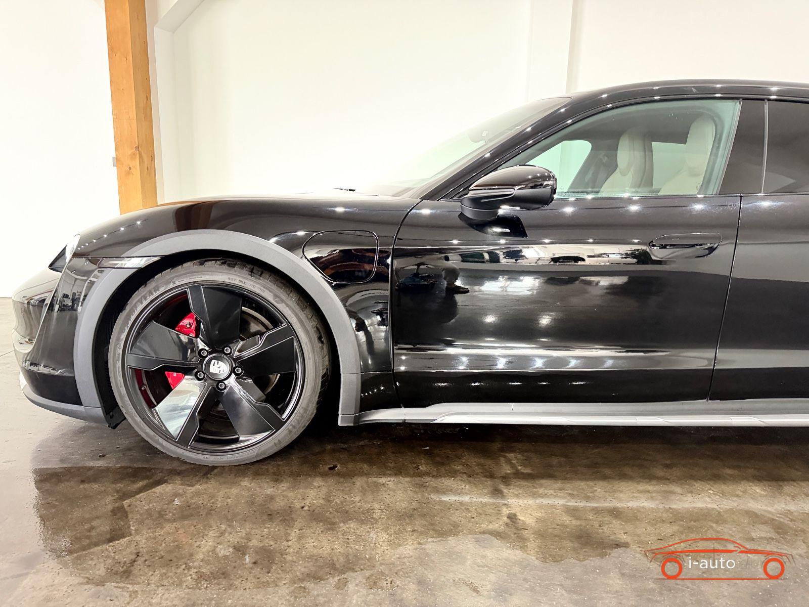 Porsche Taycan 2022 na predaj – fotografia 8