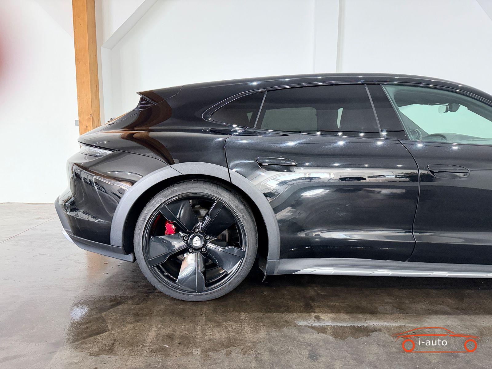 Porsche Taycan 2022 na predaj – fotografia 11