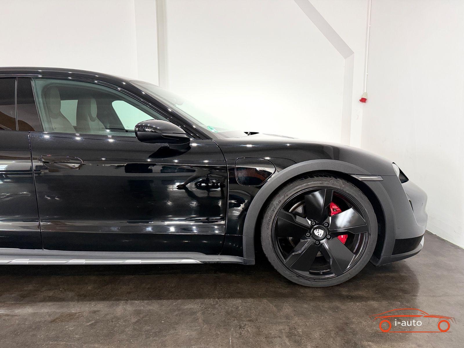 Porsche Taycan 2022 na predaj – fotografia 12
