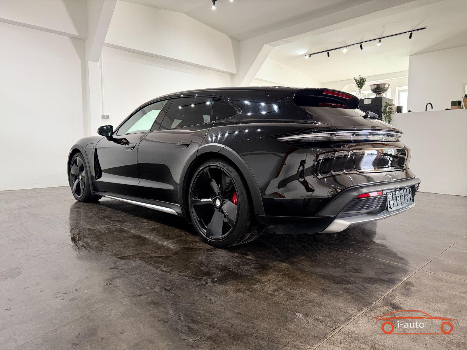 Porsche Taycan 2022 na predaj – fotografia 16