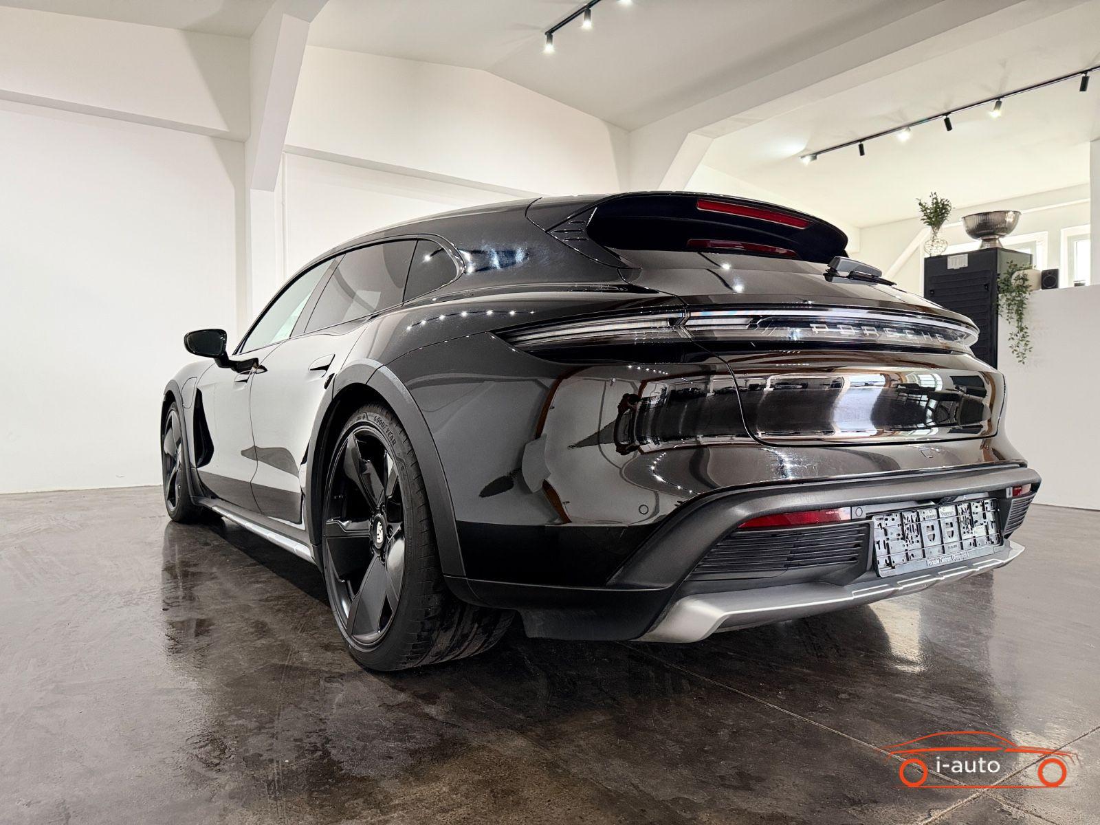 Porsche Taycan 2022 na predaj – fotografia 17