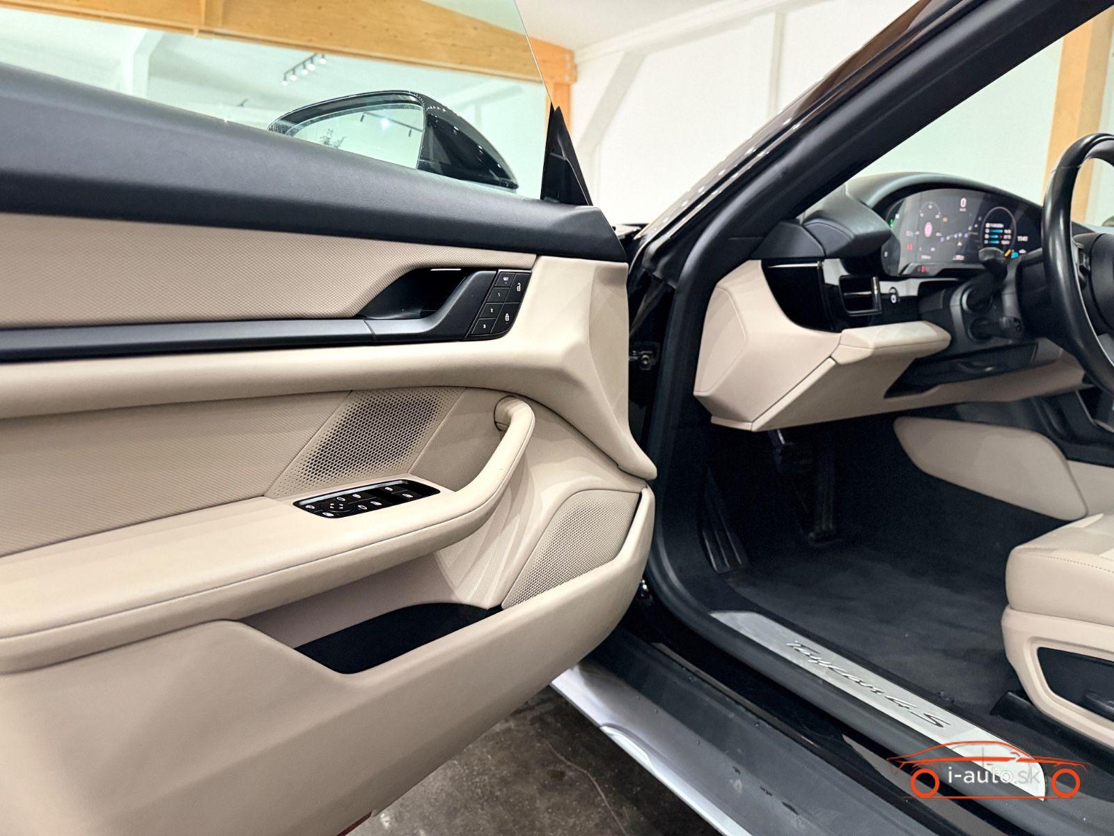 Porsche Taycan 2022 na predaj – fotografia 24
