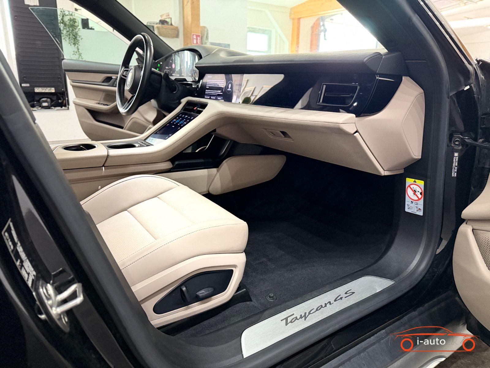 Porsche Taycan 2022 na predaj – fotografia 32