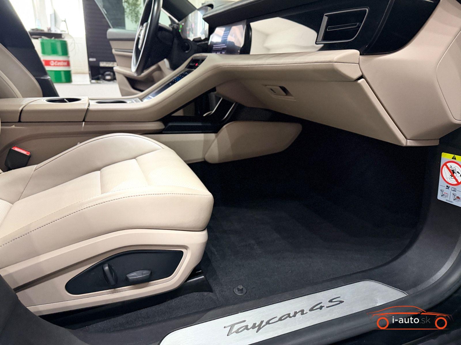 Porsche Taycan 2022 na predaj – fotografia 33