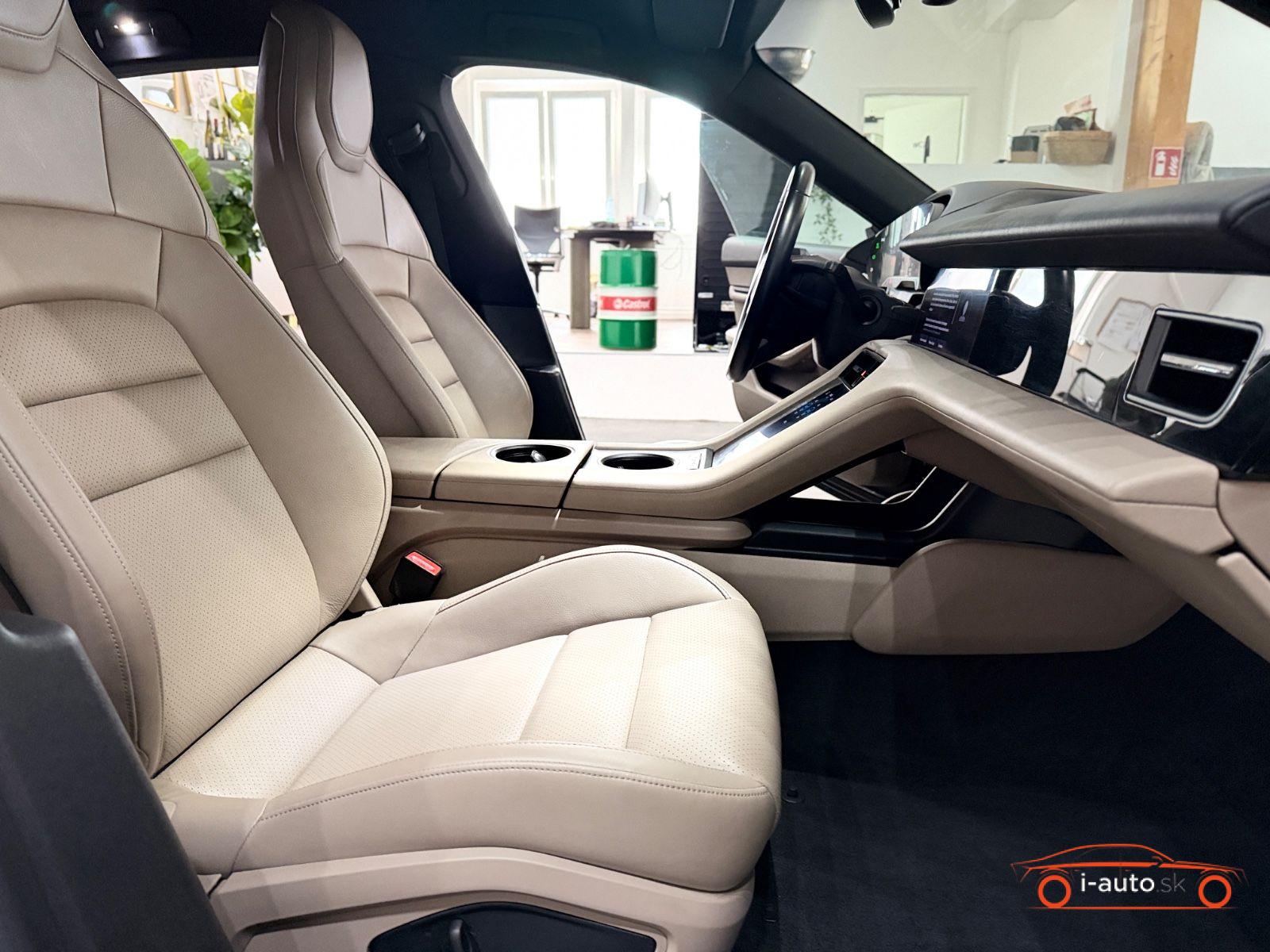 Porsche Taycan 2022 na predaj – fotografia 34