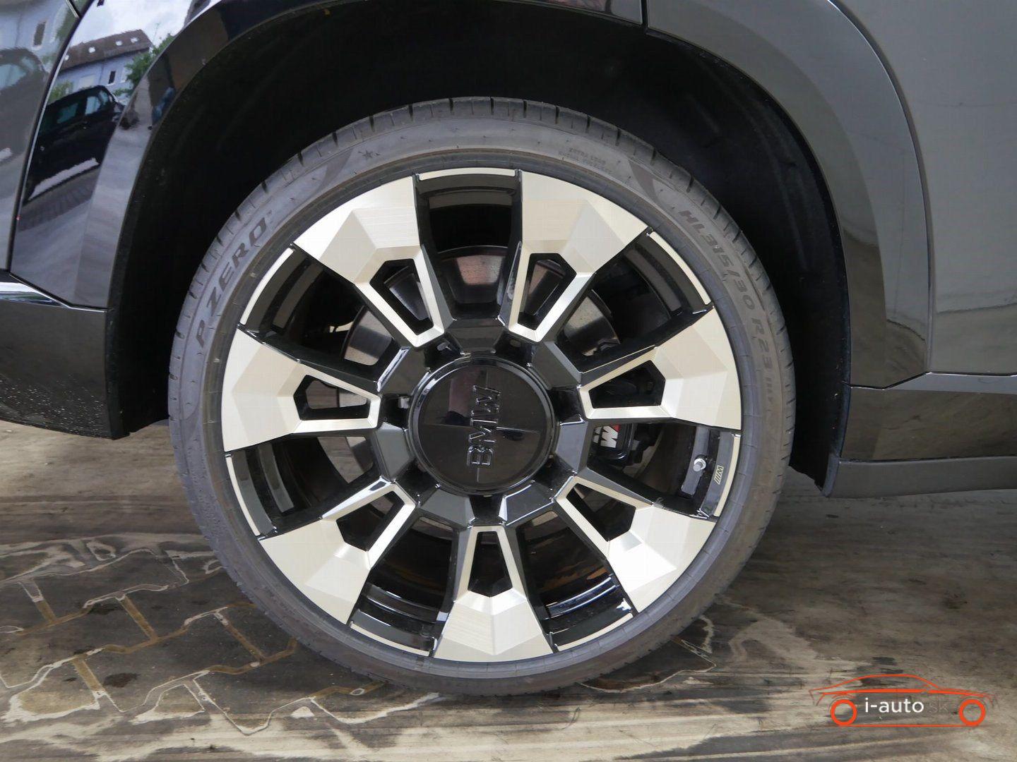 BMW XM 2025 na predaj – fotografia 5