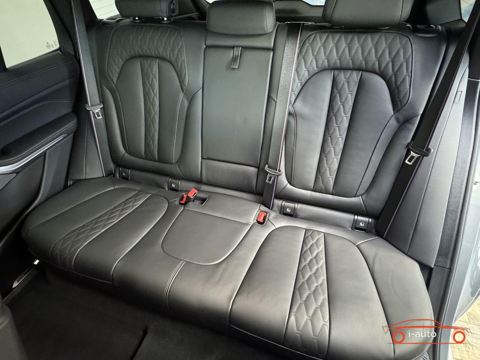BMW X5 2025 na predaj – fotografia 18