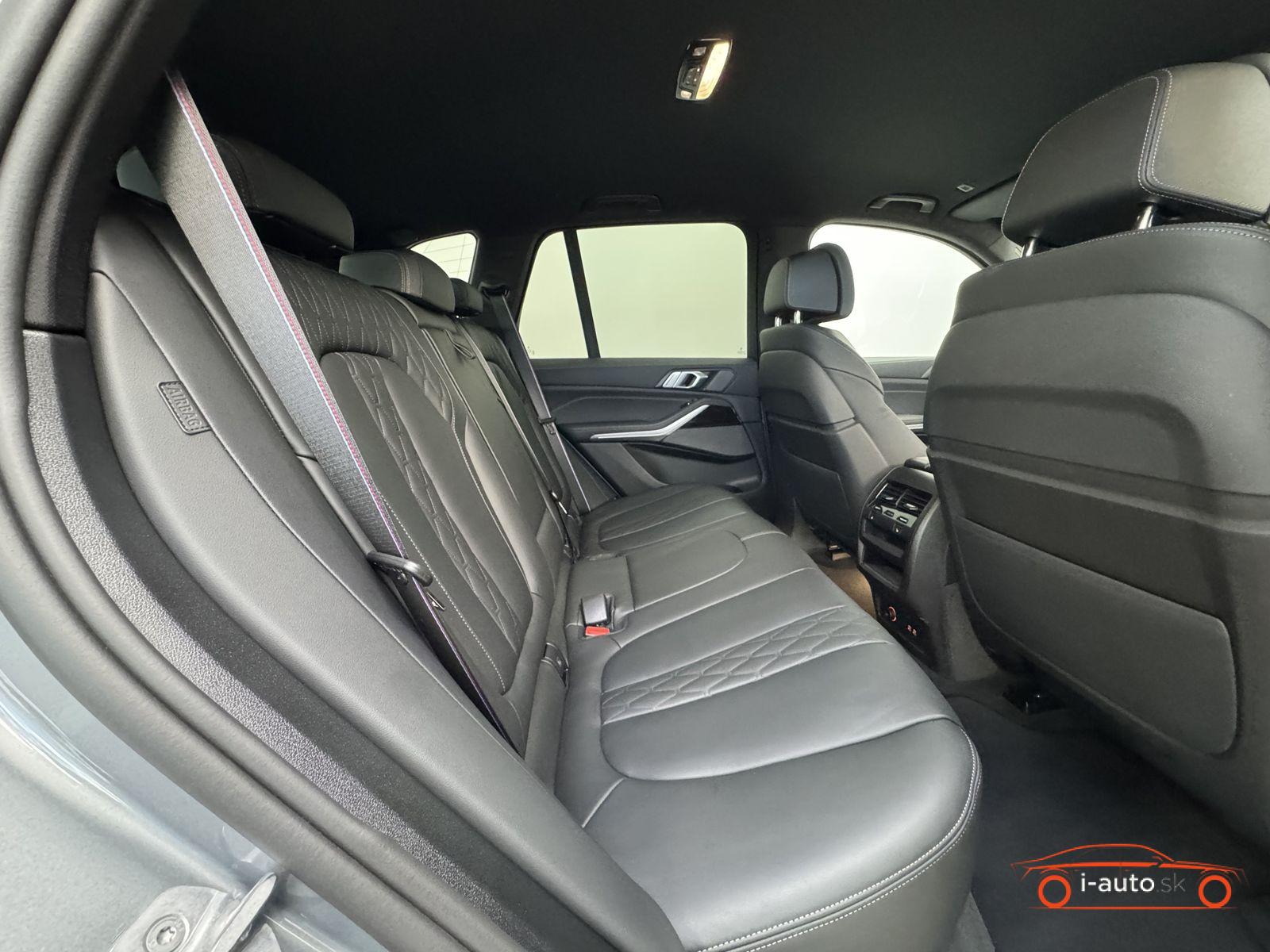 BMW X5 2025 na predaj – fotografia 31