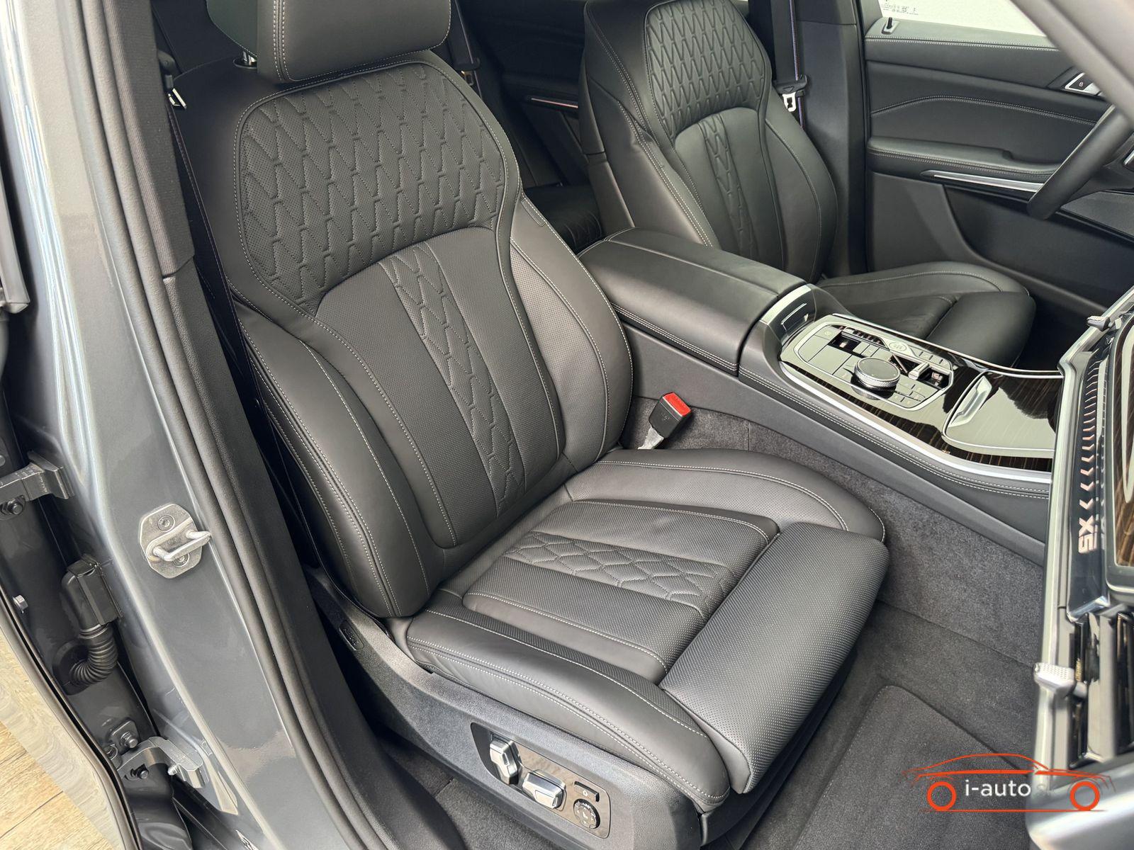 BMW X5 2025 na predaj – fotografia 37