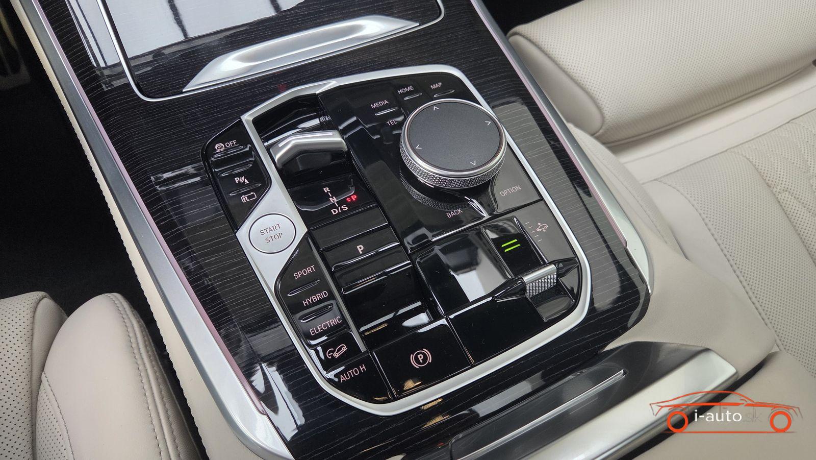 BMW X5 2025 na predaj – fotografia 11